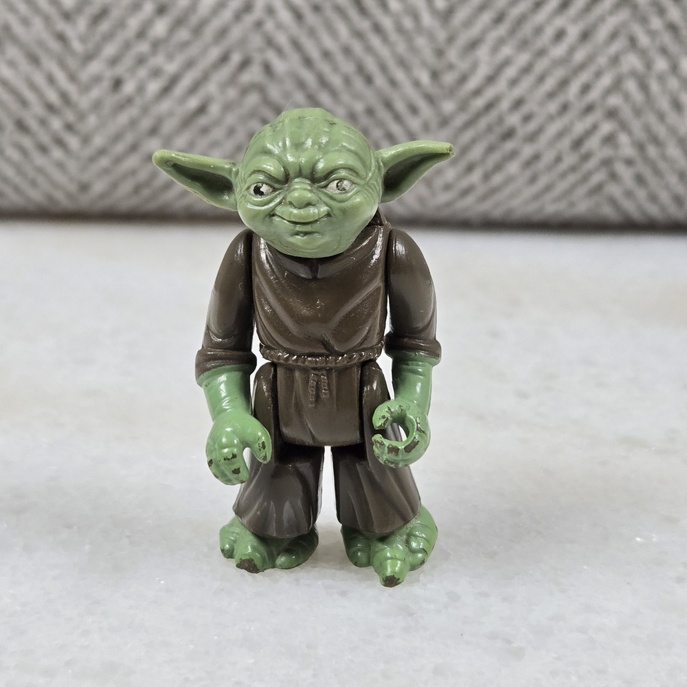 Vintage Kenner Star Wars ESB 1980 Yoda Action Figure‎ No Accessories